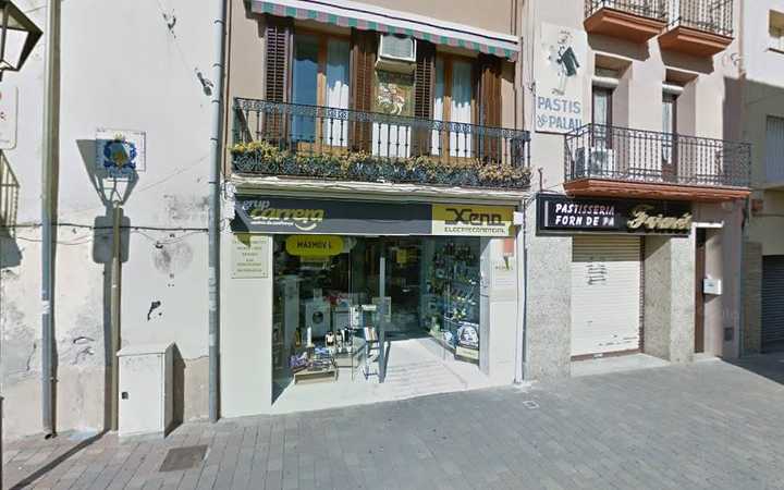 Fotografia tomada fuera de Pastisseria Fornés - Forn de pa en Santa Maria de Palautordera, Barcelona