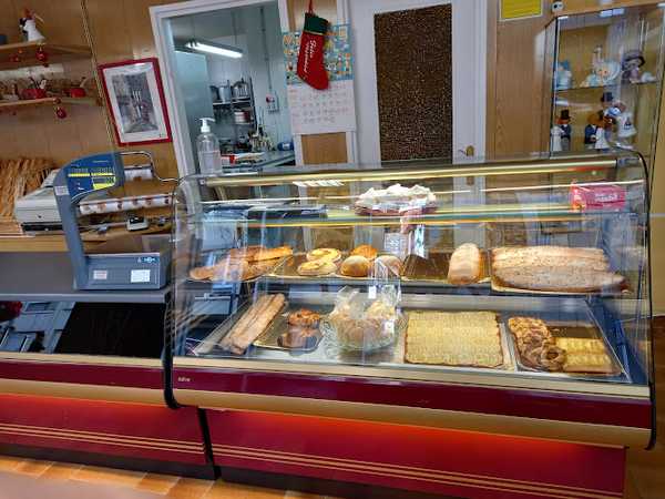 Fotografia tomada fuera de Pastisseria Giovanna - Pastisseria en La Seu d'Urgell, Lleida