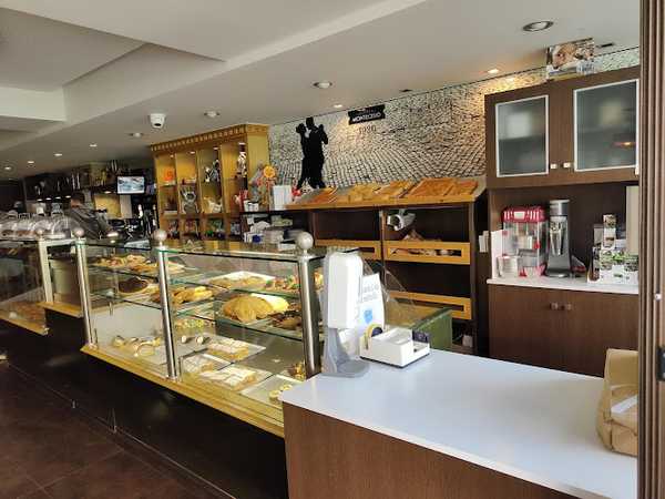 Fotografia tomada fuera de Cafetaría Restaurante Xoyma - restaurantes en Foz, Lugo