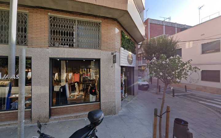 Fotografia tomada fuera de Pastisseria SegadorIII - Pastelería en Cornellà de Llobregat, Barcelona