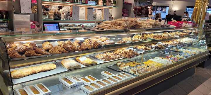Fotografia tomada fuera de Pastisseria Viñallonga Montornès - Pastisseria en Montornès del Vallès, Barcelona