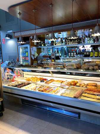 Fotografia tomada fuera de Patet - Panadería en Mollerussa, Lleida