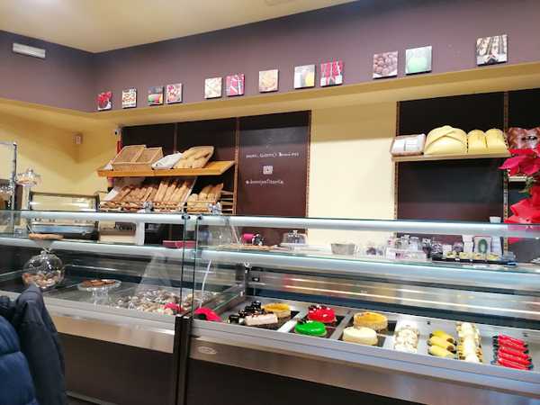 Fotografia tomada fuera de Patisseria Dasani - Pastelería en Mataró, Barcelona