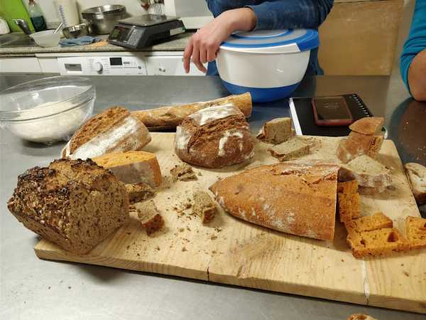 Fotografia tomada fuera de Pecado Artesano - Panadería en Gomeznarro, Valladolid