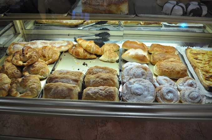 Fotografia tomada fuera de Cafeteria A Cadiera - Cafetería en Escarrilla, Huesca