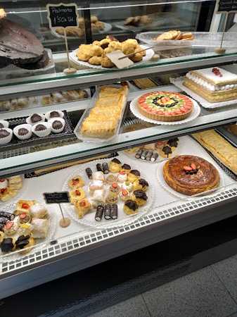 Fotografia tomada fuera de Pequeñas Delicias - Pastelería en Forcarei, Pontevedra