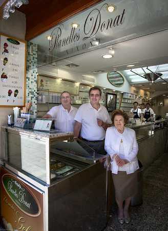 Fotografia tomada fuera de Planelles Donat - Gelateria en Barcelona, Barcelona
