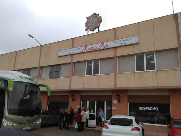Fotografia tomada fuera de Primitivo Pico - Pastelería en Lucena, Córdoba