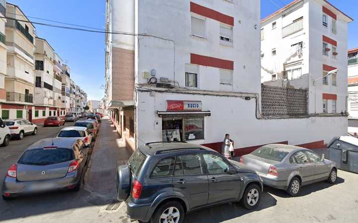 Fotografia tomada fuera de Punto de pan caliente ROCIO - Panadería en Huelva, Huelva