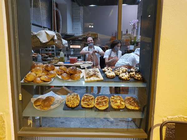 Fotografia tomada fuera de PuraMasa - Panadería en Dénia, Alicante