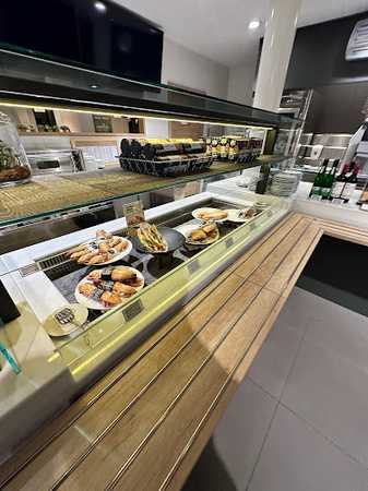 Fotografia tomada fuera de Quintanapalla Pausa - restaurantes en Km, Burgos