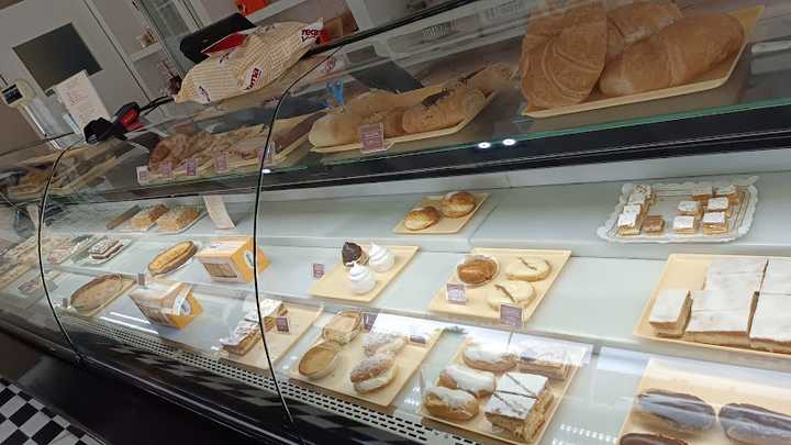 Fotografia tomada fuera de Regma - Ice cream shop en Santa Cruz de Bezana, Cantabria