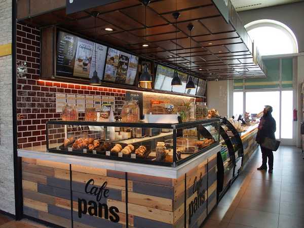 Fotografia tomada fuera de Restaurant Pans & Company - restaurantes en Lleida, Lleida