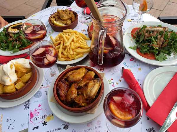 Fotografia tomada fuera de Restaurante Cal Sastre - bares en Vallcebre, Barcelona