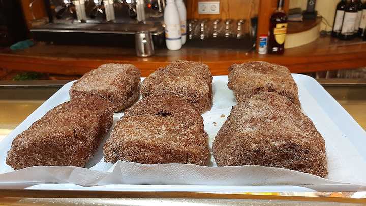 Fotografia tomada fuera de CAFETERÍA BON MATI - cafeterías en Calp, Alicante