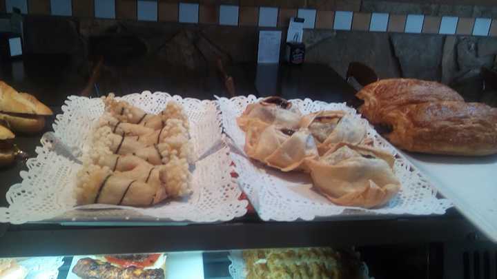 Fotografia tomada fuera de Restaurante Campus - restaurantes en Arnedillo, La Rioja