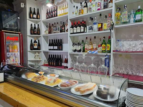 Fotografia tomada fuera de Restaurante Casa de Guzmán - restaurantes en Santo Domingo de Silos, Burgos