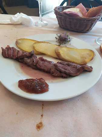 Fotografia tomada fuera de Restaurante la casita - restaurantes en Navarredonda de Gredos, Ávila