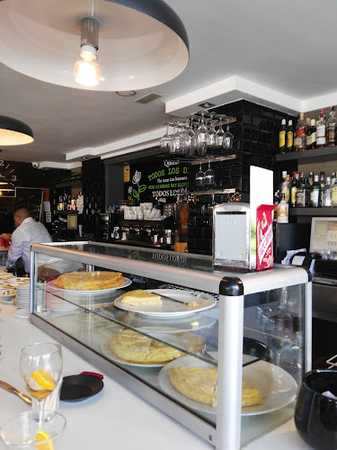 Fotografia tomada fuera de Restaurante Orio - restaurantes en Laredo, Cantabria
