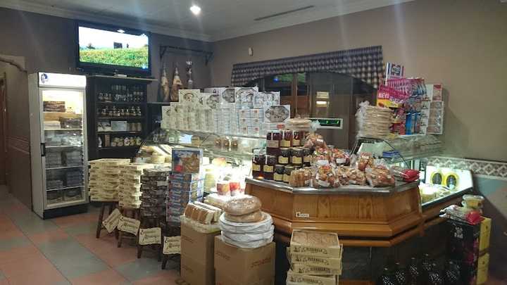 Fotografia tomada fuera de Restaurante Paraíso - restaurantes en Honrubia, Cuenca