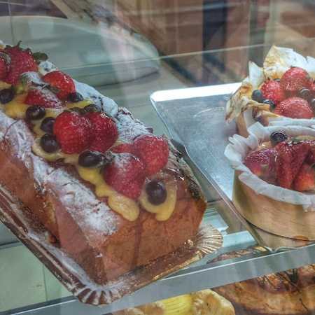 Fotografia tomada fuera de Rincón Del Pan Gourmet - Panadería en Almuñécar, Granada