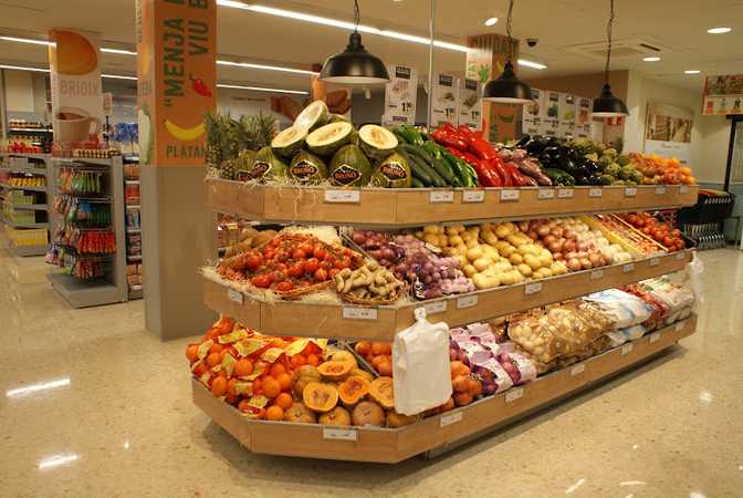 Fotografia tomada fuera de Roges Supermercats - SPAR | Sant Joan de Vilatorrada - Supermercado en Sant Joan de Vilatorrada, Barcelona