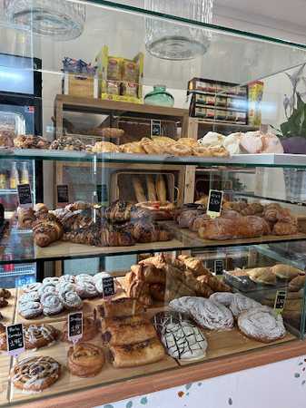Fotografia tomada fuera de Sa Riera - cafeterías en Blanes, Girona