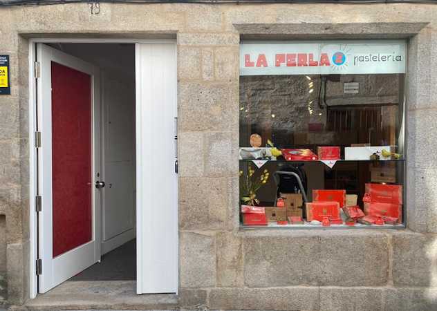 Fotografia tomada fuera de Sancosa S.L. - Pastelería en Santiago de Compostela, A Coruña
