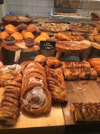 Fotografia tomada fuera de Santagloria Coffee & Bakery - cafeterías en Barcelona, Barcelona