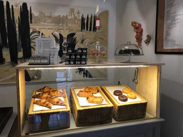 Fotografia tomada fuera de Senseless | Café & Art Gallery - restaurantes en Sencelles, Baleares