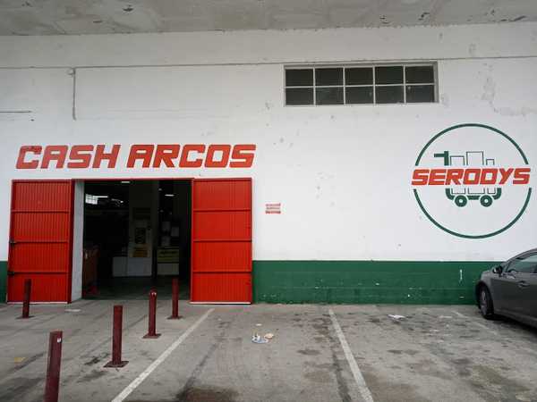 Fotografia tomada fuera de Serodys Arcos - Autoservicio mayorista en Arcos de la Frontera, Cádiz