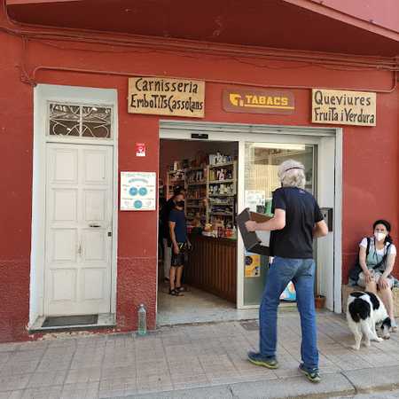 Fotografia tomada fuera de SERVI MARTÍ - Supermercat en Àger, Lleida
