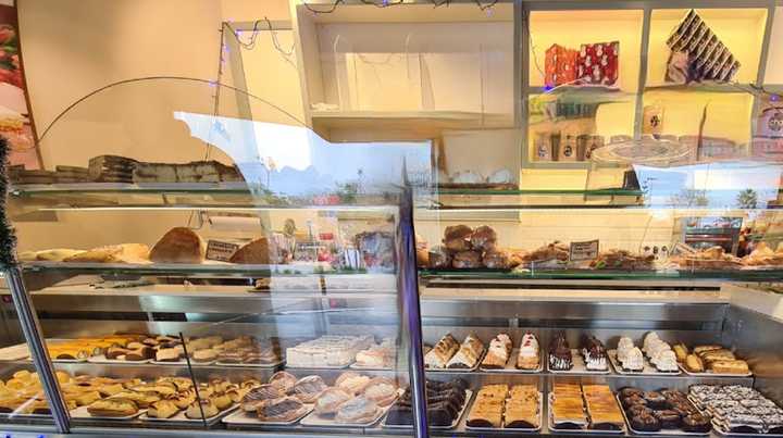 Fotografia tomada fuera de Son Ferriol - Forn i Pastisseria - Forn de pa en Magaluf, Baleares