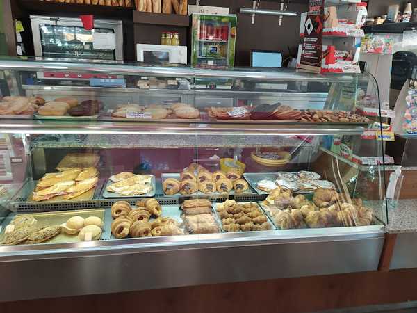 Fotografia tomada fuera de Cafeteria Delicia - Cafetería en Calella, Barcelona