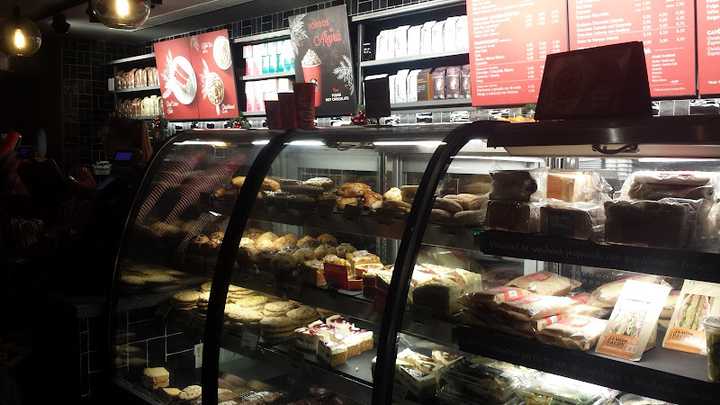 Fotografia tomada fuera de Starbucks - cafeterías en Pozuelo de Alarcón, Madrid