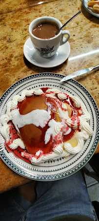 Fotografia tomada fuera de Cafetería El Alba - cafeterías en San Martín del Rey Aurelio, Asturias