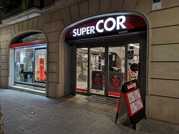 Fotografia tomada fuera de Supercor Expres - Supermercat en Sabadell, Barcelona