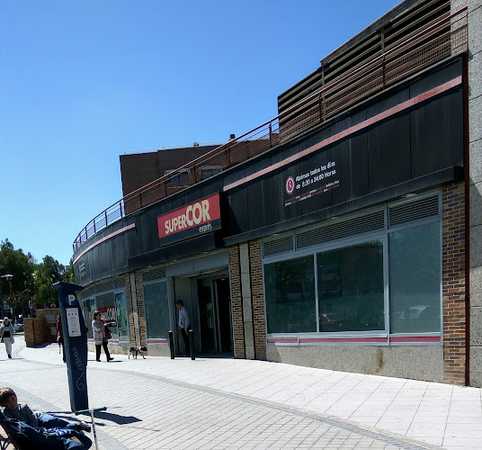 Fotografia tomada fuera de Supercor Exprés - Supermercado en Pozuelo de Alarcón, Madrid