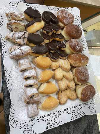 Fotografia tomada fuera de Cafeteria El Forn - Panadería en L'Alcora, Castellón