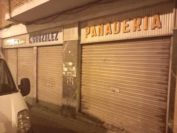 Fotografia tomada fuera de Supermercado C. Gonzalez Panaderia - Panadería en Bilbao, Bizkaia