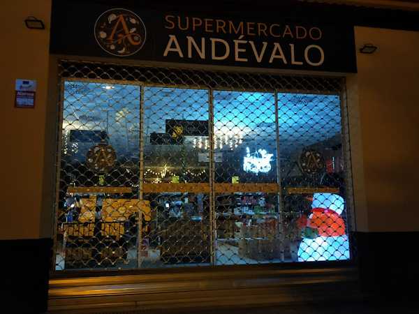 Fotografia tomada fuera de Supermercado de Proximidad Andévalo - Supermercado en El Cerro de Andévalo, Huelva