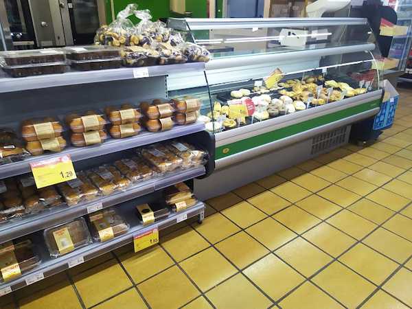 Fotografia tomada fuera de Supermercado Dialprix - Supermercat en Benidorm, Alicante