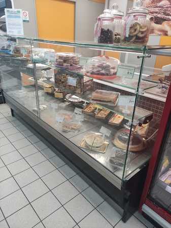Fotografia tomada fuera de Supermercado Dialprix - Supermercado en Torrevieja, Alicante