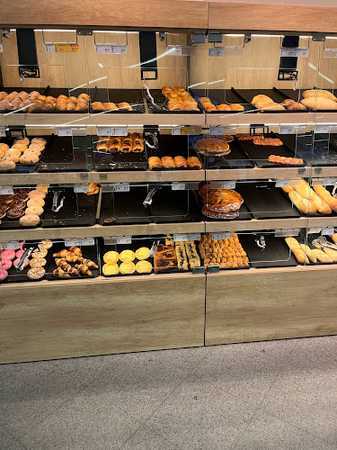 Fotografia tomada fuera de Supermercado La Despensa Arenas De San Pedro - Supermercado en Arenas de San Pedro, Ávila