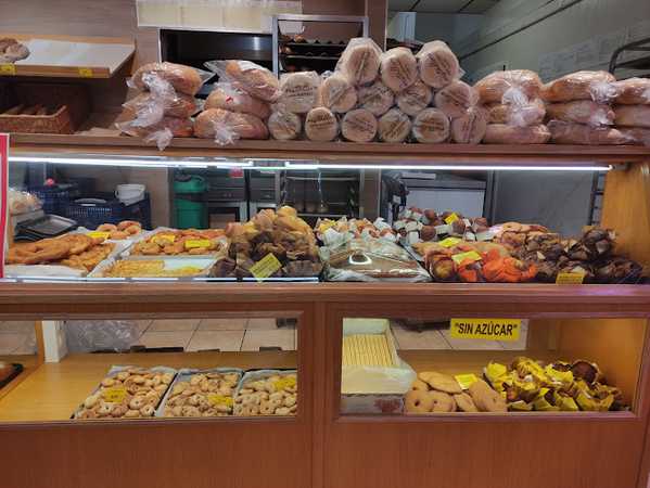 Fotografia tomada fuera de Supermercado Manper Torrevieja - Supermercado en Torrevieja, Alicante