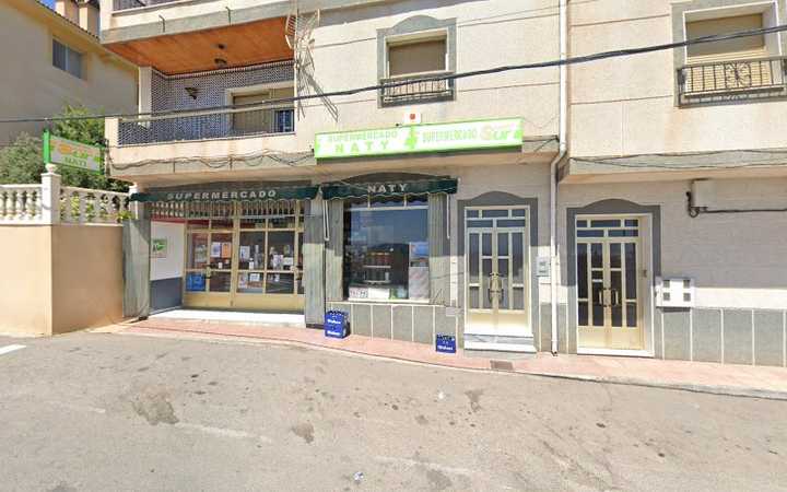 Fotografia tomada fuera de SUPERMERCADO NATY - Supermarket en Oria, Almería
