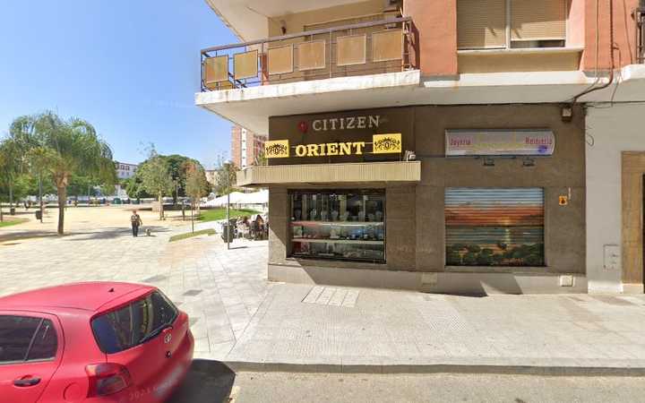 Fotografia tomada fuera de Cafetería Ely - cafeterías en Huelva, Huelva