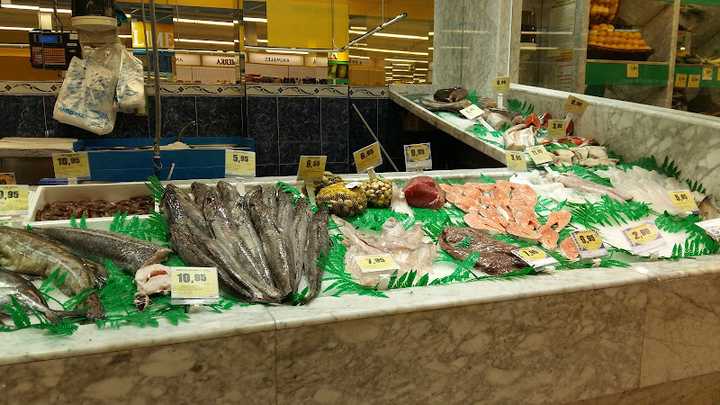 Fotografia tomada fuera de Supermercados Alimerka - Supermercado en Ponferrada, León