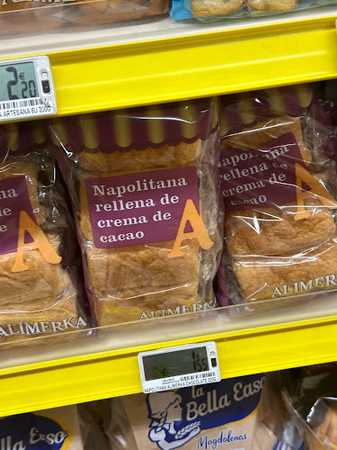 Fotografia tomada fuera de Supermercados Alimerka - Supermercado en León, León