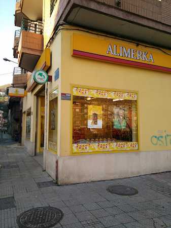 Fotografia tomada fuera de Supermercados Alimerka - Supermercado en Sotrondio, Asturias